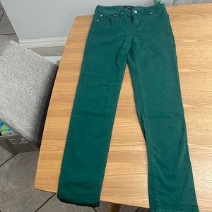 Celebrity Pink forrest green stretchy jeans, size 5
